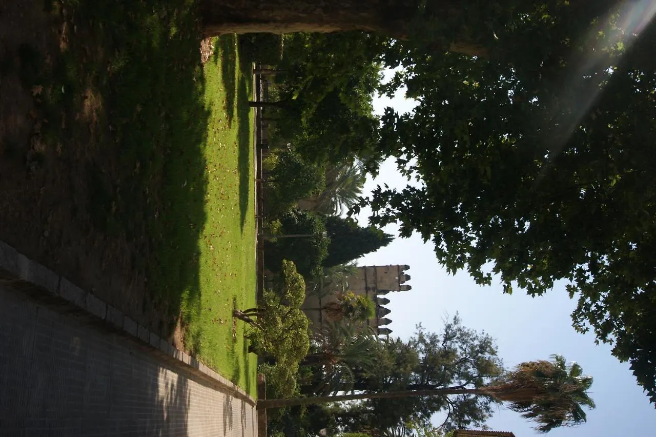 Hostal Alcazar I Córdoba 2*,  España